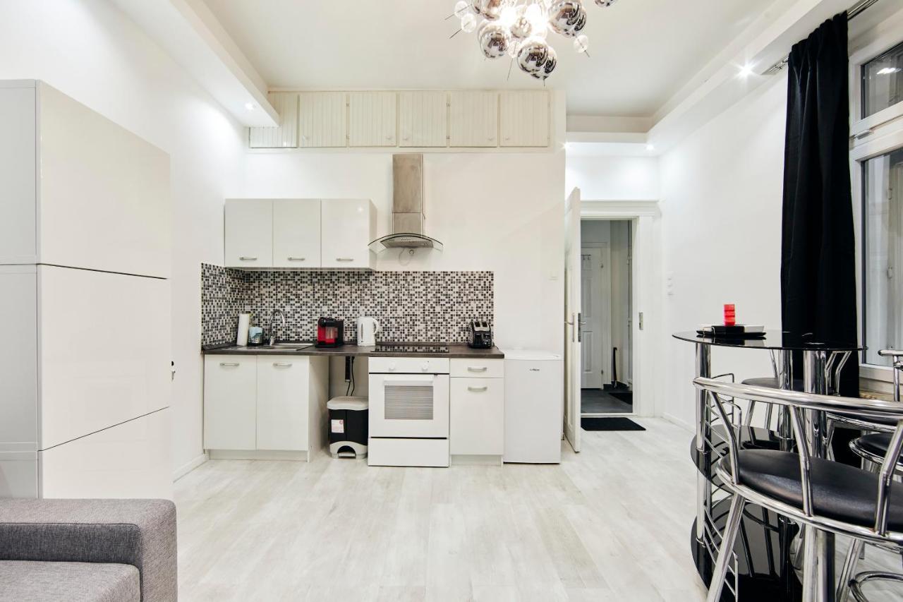 Garibaldi Apartment Budapest Bagian luar foto
