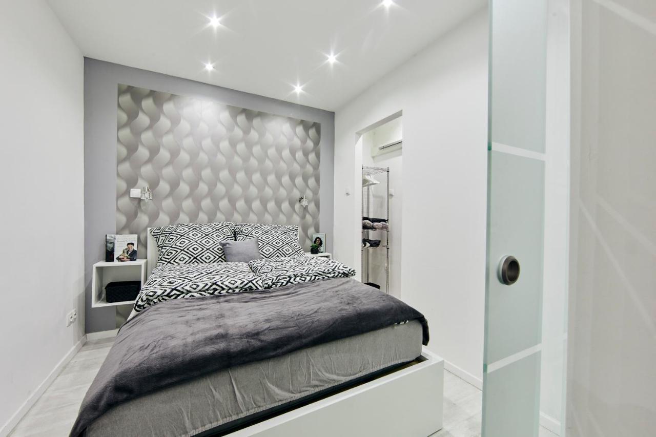 Garibaldi Apartment Budapest Bagian luar foto